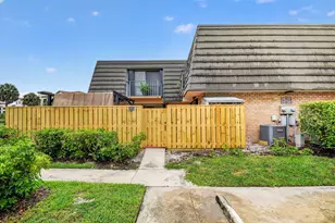 315 3rd Way, West Palm Beach, FL 33407 - Photo 2