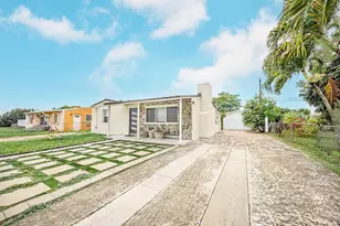 2333 Wabasso Dr, West Palm Beach, FL 33409 - Photo 4