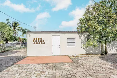 2333 Wabasso Drive, West Palm Beach, FL 33409 - Photo 14