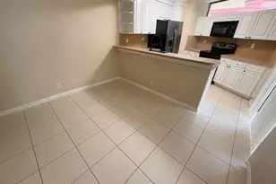 8255 Severn Dr, Boca Raton, FL 33433 - Photo 4