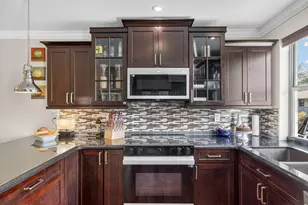 3000 NE 8th Terrace, Oakland Park, FL 33334 - Photo 14