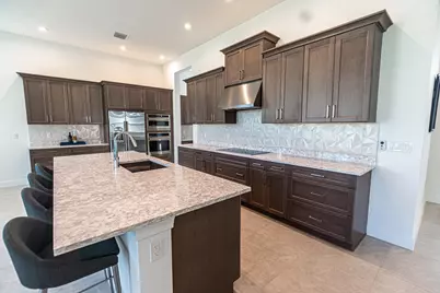 10188 SW Latium Way, Port Saint Lucie, FL 34987 - Photo 6