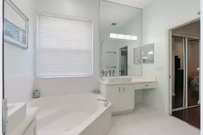 5677 Via De La Plata Circle, Delray Beach, FL 33484 - Photo 14