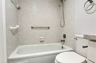 2048 Newport N, Deerfield Beach, FL 33442 - Photo 14