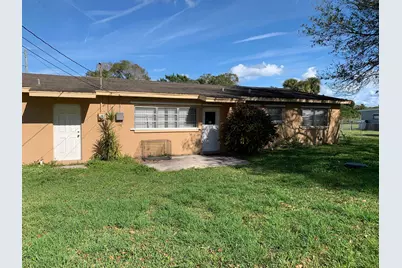 363 Hosbine Street, Fort Pierce, FL 34982 - Photo 4