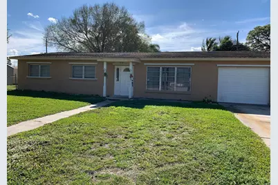 363 Hosbine Street, Fort Pierce, FL 34982 - Photo 2