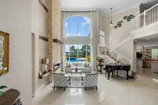 7727 Maywood Crest Dr, Palm Beach Gardens, FL 33412 - Photo 8