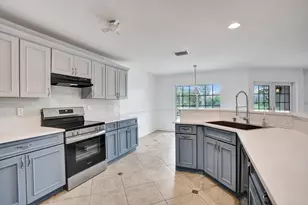 9352 Cascade Ct, Boynton Beach, FL 33437 - Photo 8