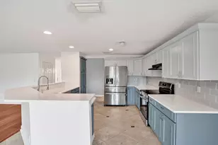 9352 Cascade Ct, Boynton Beach, FL 33437 - Photo 10