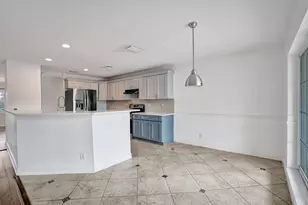 9352 Cascade Ct, Boynton Beach, FL 33437 - Photo 12