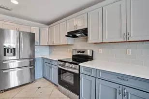 9352 Cascade Ct, Boynton Beach, FL 33437 - Photo 6