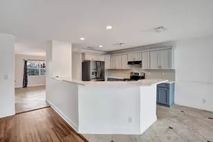 9352 Cascade Ct, Boynton Beach, FL 33437 - Photo 8