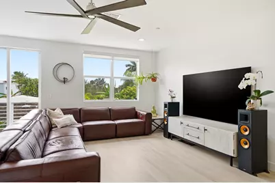 1210 NE 11th Avenue, Fort Lauderdale, FL 33304 - Photo 24