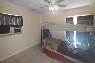 914 N 13th N St, Fort Pierce, FL 34950 - Photo 6