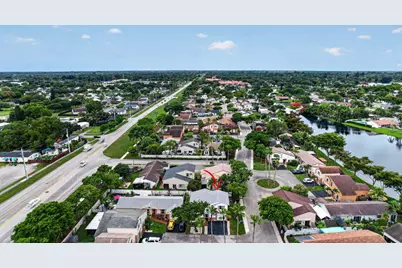 730 Cumberland Terrace, Davie, FL 33325 - Photo 38