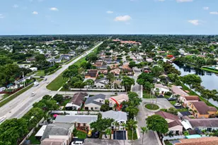 730 Cumberland Terrace, Davie, FL 33325 - Photo 38