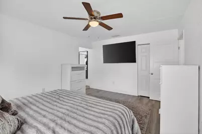 730 Cumberland Terrace, Davie, FL 33325 - Photo 16