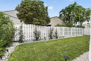 730 Cumberland Terrace, Davie, FL 33325 - Photo 32