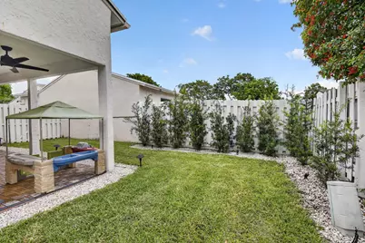730 Cumberland Terrace, Davie, FL 33325 - Photo 36