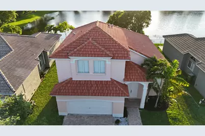 2202 SE 17th Avenue, Homestead, FL 33035 - Photo 2