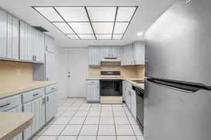1779 NE 39th Ct, Pompano Beach, FL 33064 - Photo 12