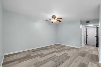 1779 NE 39th Court #1106, Pompano Beach, FL 33064 - Photo 8