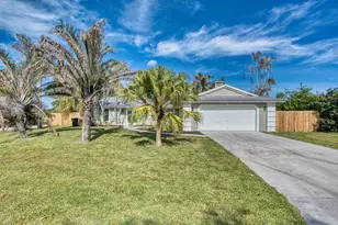 2501 SE Marius St, Port Saint Lucie, FL 34952 - Photo 4