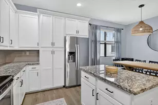 11613 SW 13th Ct, Pembroke Pines, FL 33025 - Photo 8