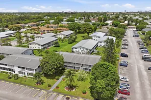 98 E Cambridge E, West Palm Beach, FL 33417 - Photo 32