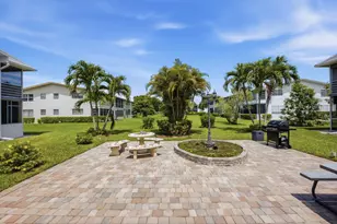 98 E Cambridge E, West Palm Beach, FL 33417 - Photo 26