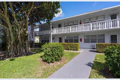 98 E Cambridge E, West Palm Beach, FL 33417 - Photo 1
