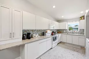 8227 SE Croft Cir, Hobe Sound, FL 33455 - Photo 8
