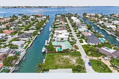 1121 Coral Way, Singer Island, FL 33404 - Photo 4
