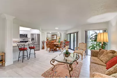 5750 Camino Del Sol #201, Boca Raton, FL 33433 - Photo 10