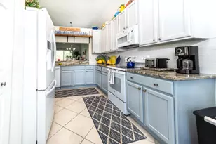 3785 NW Deer Oak Dr, Jensen Beach, FL 34957 - Photo 10