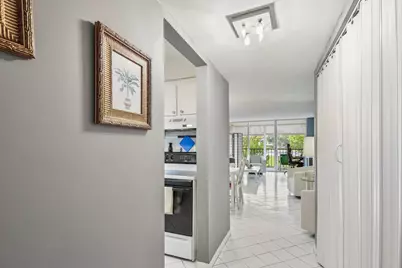 4260 Deste Court #205, Lake Worth, FL 33467 - Photo 2