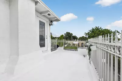 412 El Prado, West Palm Beach, FL 33405 - Photo 34