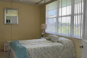 802 Cypress Grove Ln, Pompano Beach, FL 33069 - Photo 14