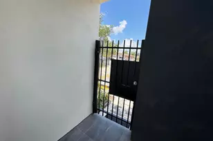 400 NE 30th St, Pompano Beach, FL 33064 - Photo 6
