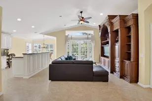 10932 Skyland Point, Boynton Beach, FL 33437 - Photo 14
