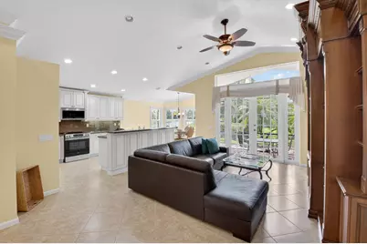 10932 Skyland Point, Boynton Beach, FL 33437 - Photo 16