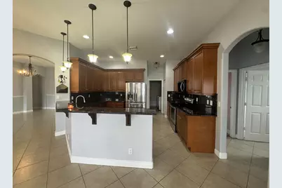 997 SW Hamberland Avenue, Port Saint Lucie, FL 34953 - Photo 6