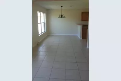529 SW Baoy Avenue SW, Port Saint Lucie, FL 34983 - Photo 4