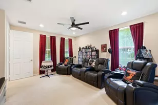3902 White Peacock Ln, Coconut Creek, FL 33073 - Photo 8