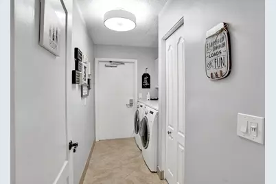 7350 NW 83rd Avenue, Tamarac, FL 33321 - Photo 30