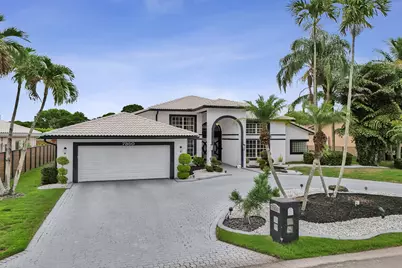 7350 NW 83rd Avenue, Tamarac, FL 33321 - Photo 2