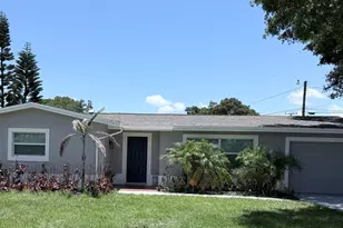 907 Antigua Ave, Fort Pierce, FL 34982 - Photo 1
