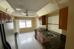 5139 NW 43rd Ct, Lauderdale Lakes, FL 33319 - Photo 4