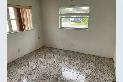 5139 NW 43rd Court, Lauderdale Lakes, FL 33319 - Photo 6