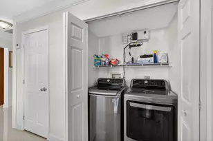 6057 Brandon St, Palm Beach Gardens, FL 33418 - Photo 26